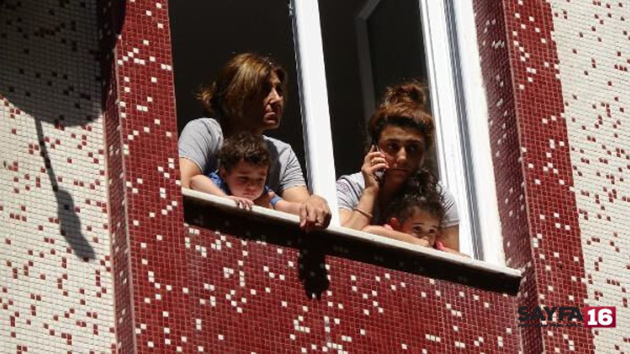 Şişli'de yangın; mahsur kalanları itfaiye ekipleri kurtardı   