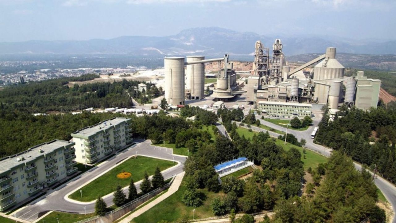 TSE Covid-19 Güvenli Üretim Belgesi almak için ilk başvuru Bursa Çimento’dan