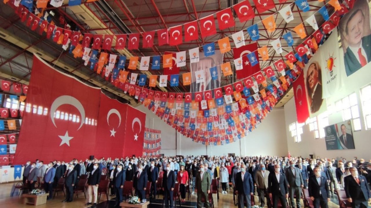 AK Parti’nin Orhangazi İlçe Başkanı Gökhan Ulusu oldu