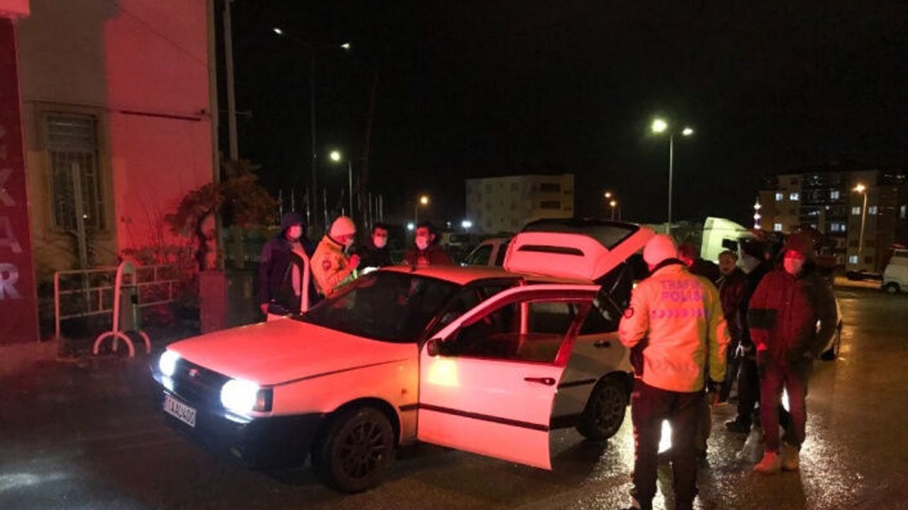 Araba egzozundan çıkan ses silaha benzetilince polis alarma geçti