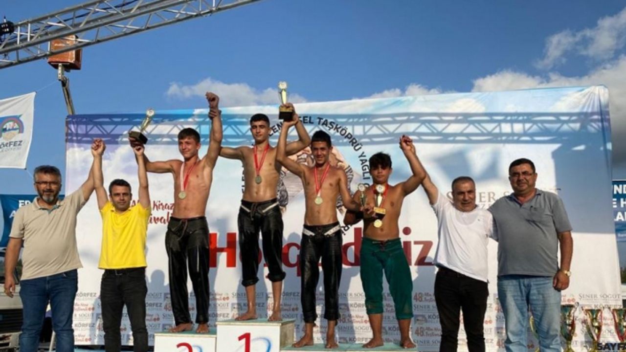 Büyükşehir Belediyesporlu güreşçilerden 9 madalya