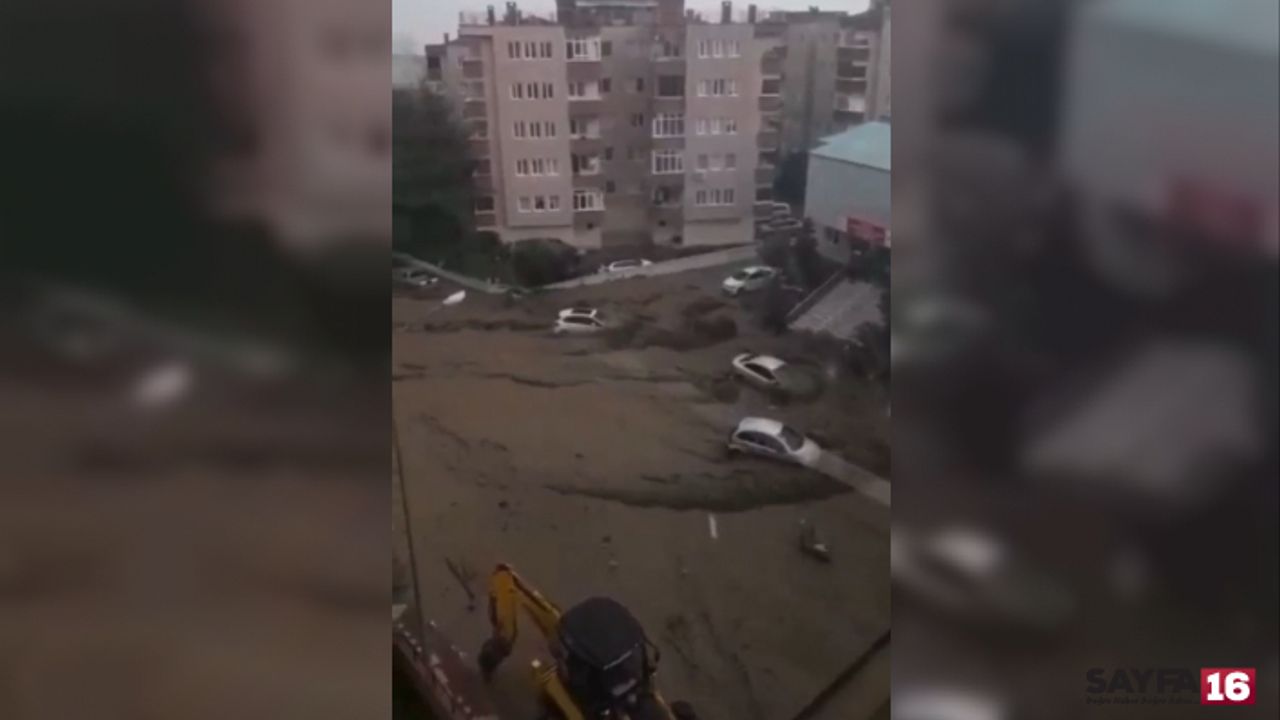 Mudanya'da sel arabaları sürükledi, karayla deniz birleşti