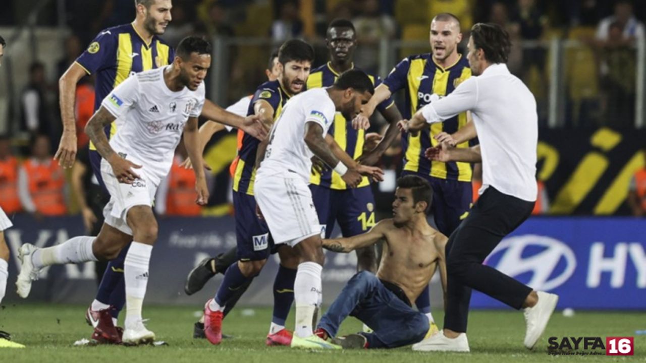 Beşiktaşlı futbolculara saldıran şahıs serbest bırakıldı