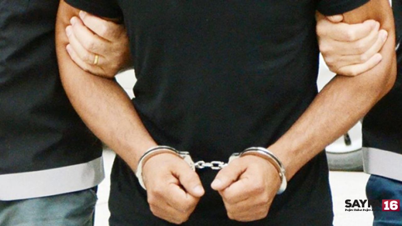 Rahatlığın böylesi. Eşini öldürdü, başka bir cenazeye taziyeye gitti