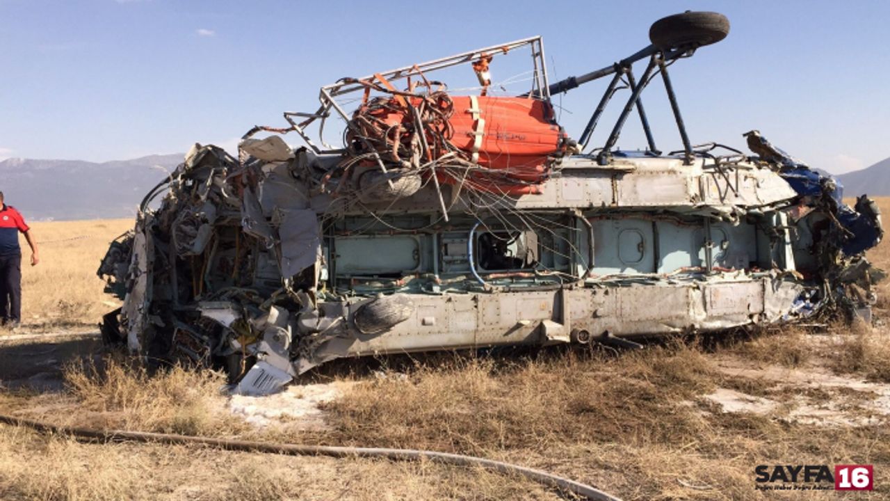 Marmaris yangınına giderken düşen helikopterde ölü sayısı artıyor...
