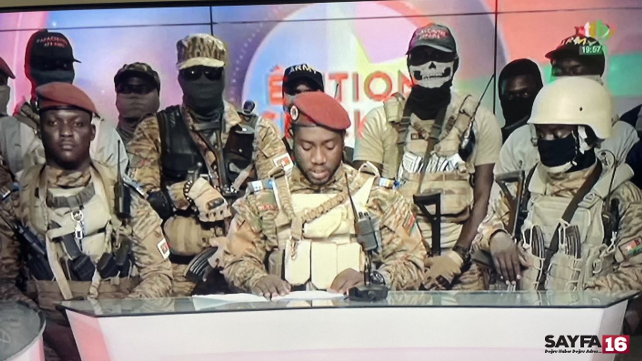 Burkina Faso'da ordu, yönetime el koydu