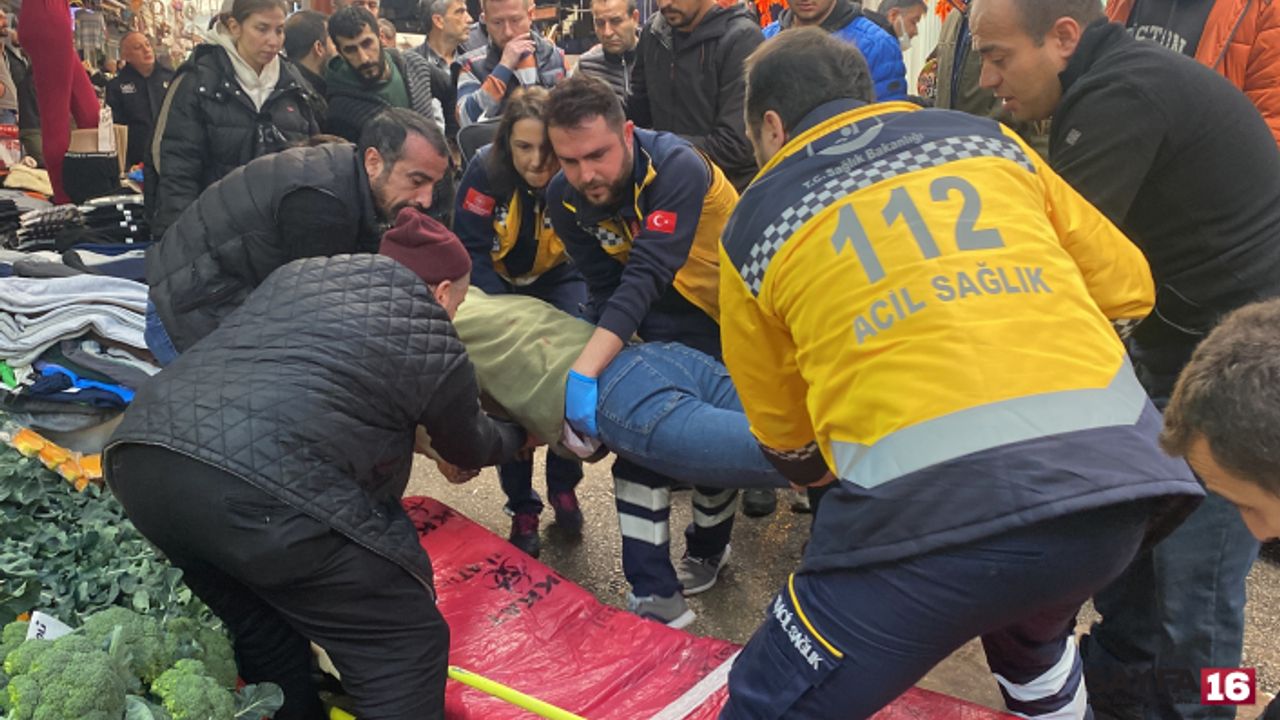 Pazarda 'kasa' koyma kavgasında kan aktı