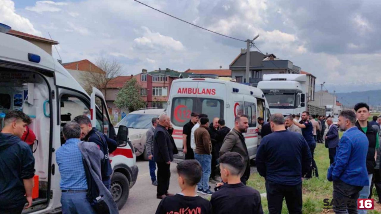 Bursa’da bayramlaşmada gençler birbirine girdi: 10 yaralı