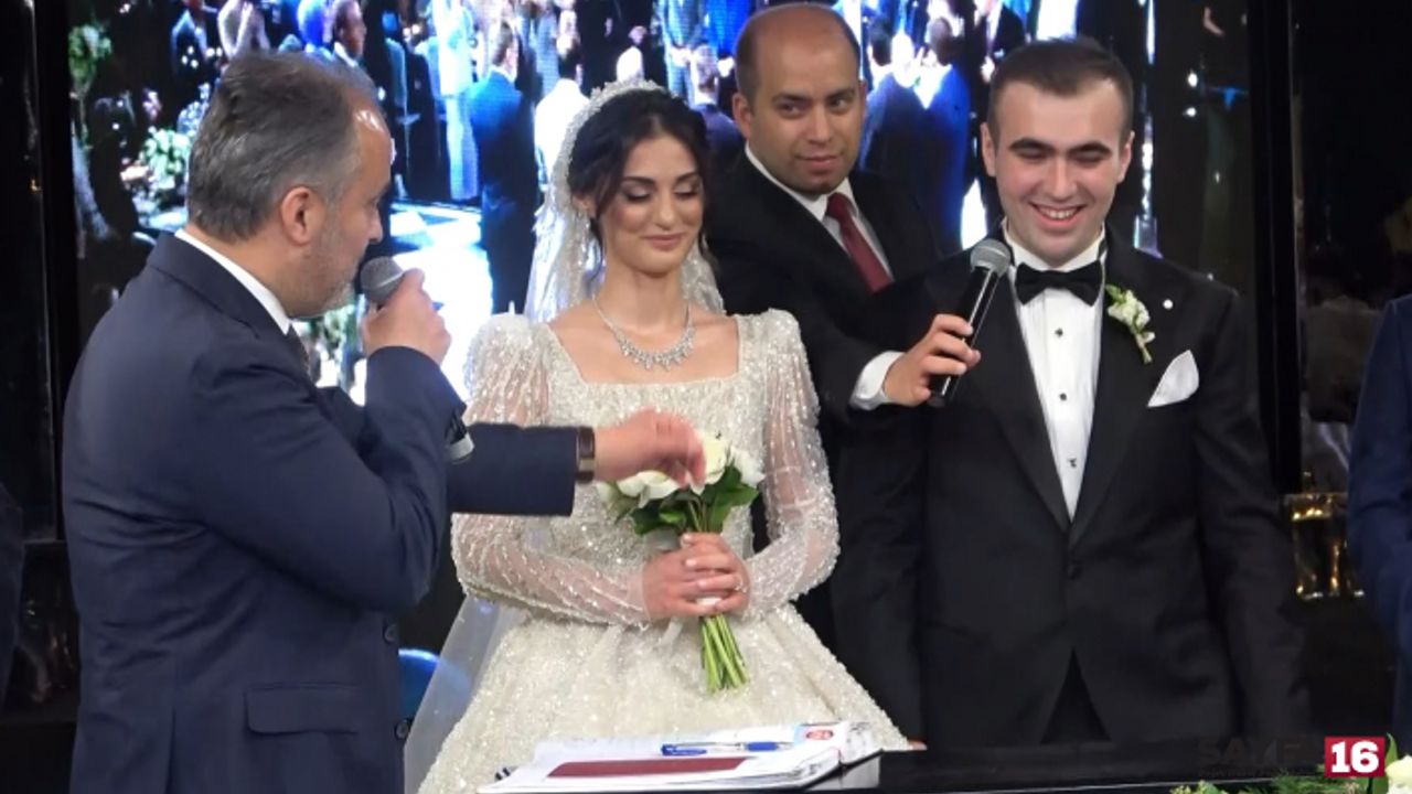 Bursa'da siyasileri bir araya getiren düğün