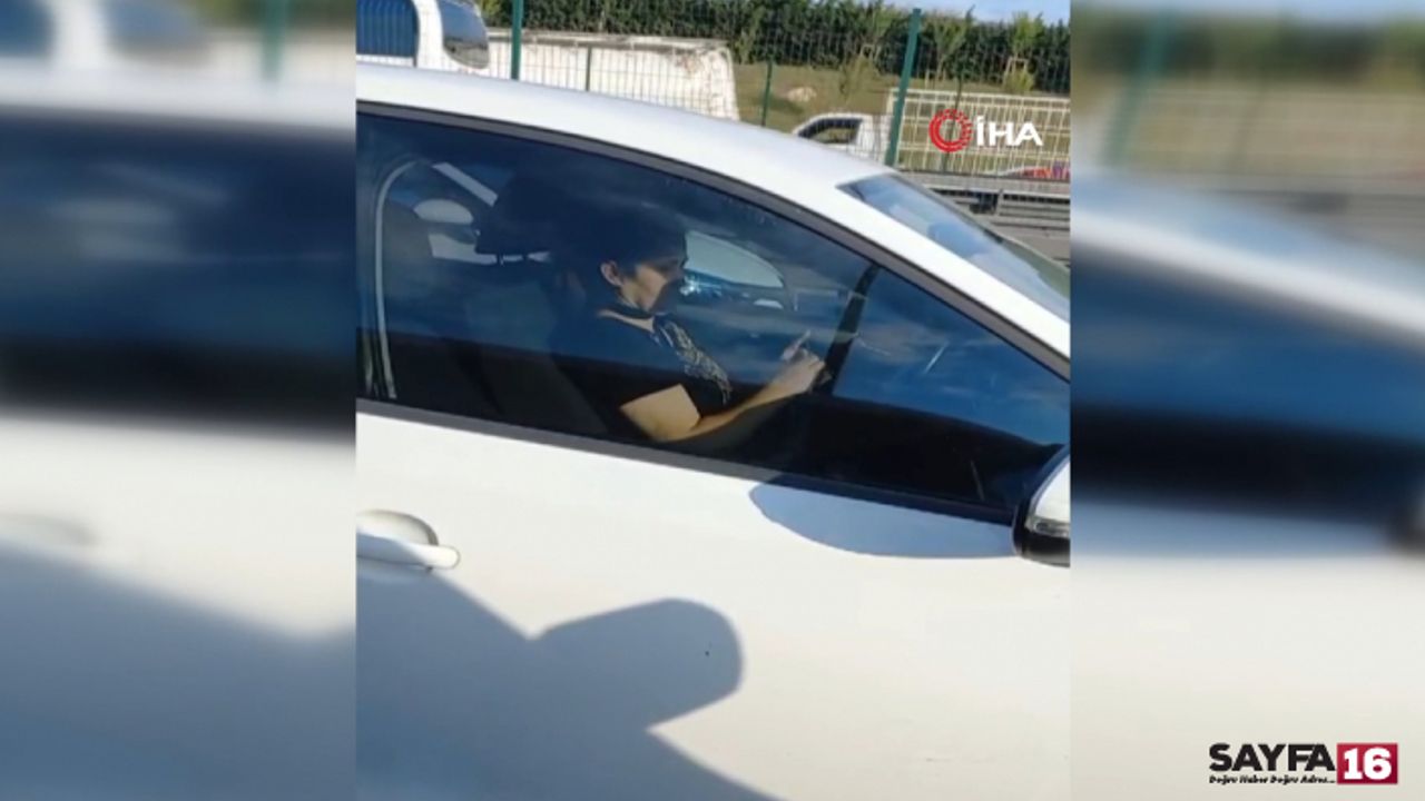 Küçükçekmece E-5’te ilginç görüntü: Trafikte örgü ördü