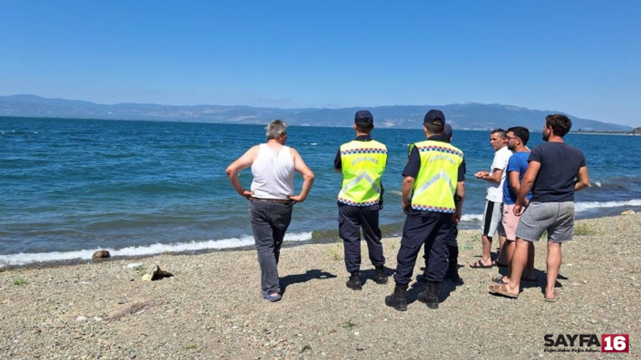 Şaka gibi...'Boğuldu' diye aranıyordu yürüyerek geldi