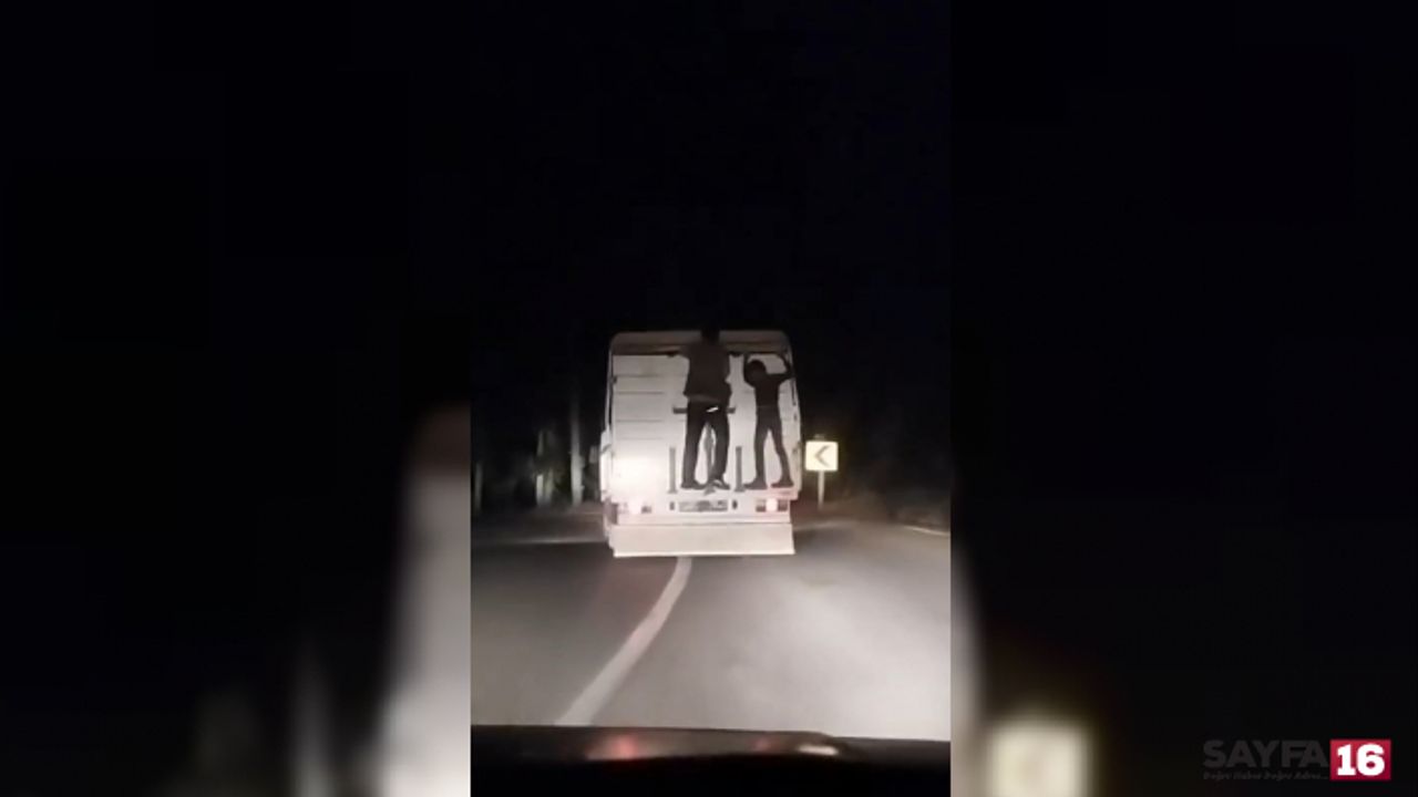 Bursa'da canlarını hiçe sayan baba oğul tehlike saçtı