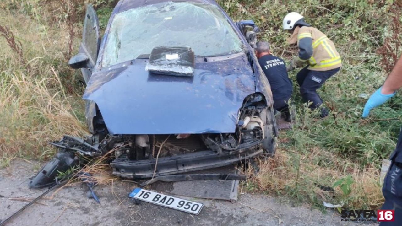 Bursa'da feci kaza! Takla atan araçtan savruldular