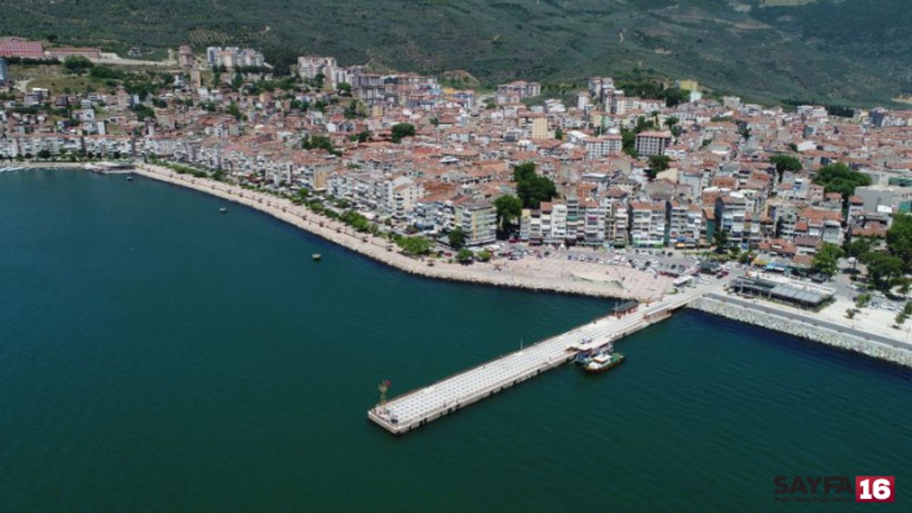 Bursa Gemlik'te denize akan kirli su tedirginlik yarattı. Başkan'dan açıklama geldi