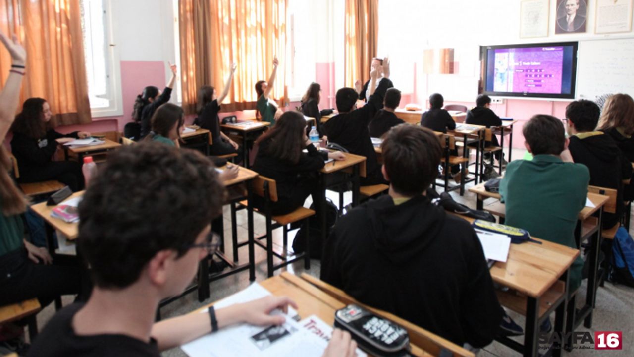 Liselere sınıf tekrarı geliyor! Milli Eğitim Bakanı açıkladı