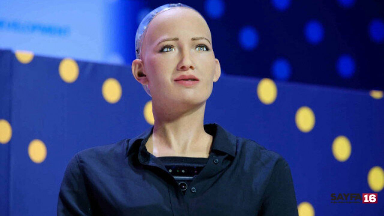 Mevzular Açık Mikrofon'ın konuğu Robot Sophia olacak