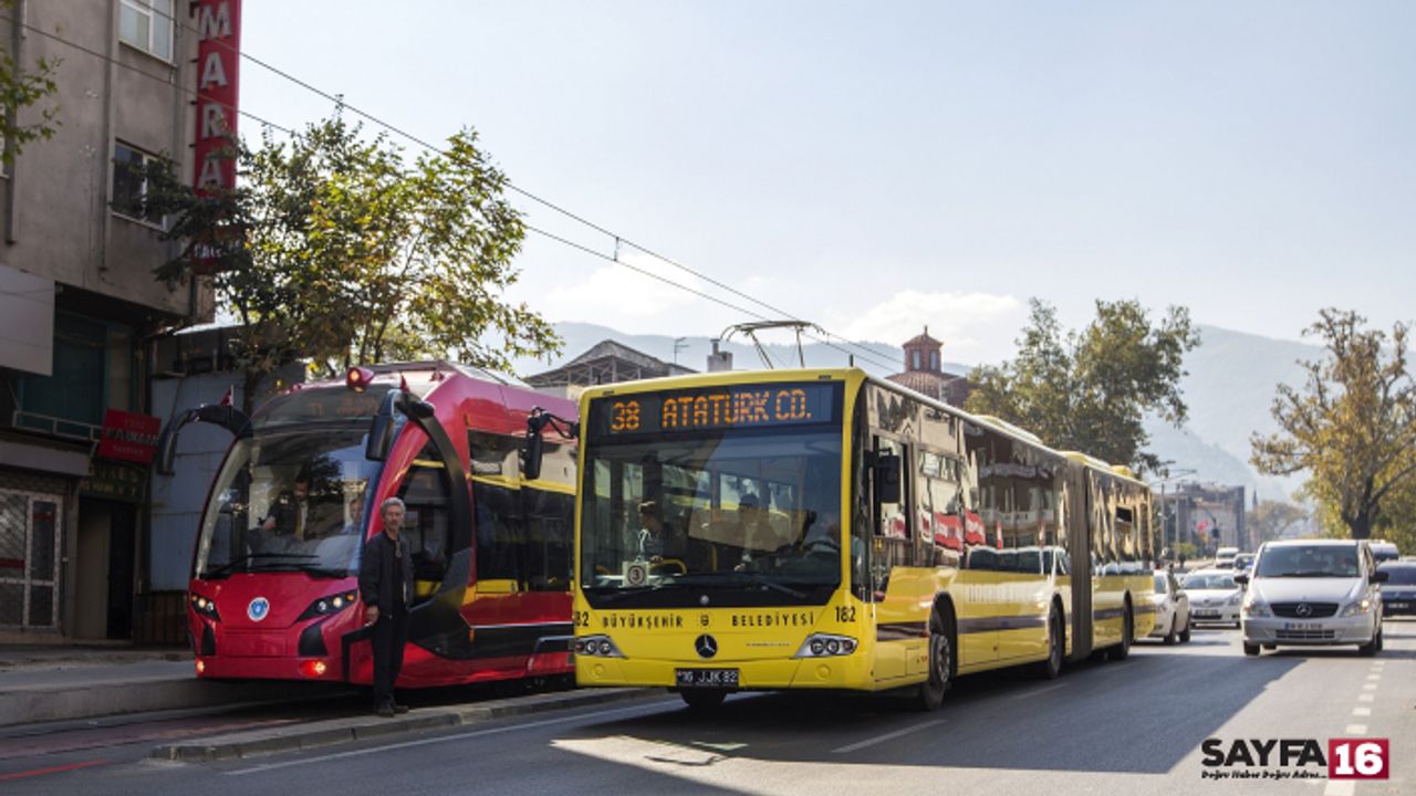 Bursa'da okula ulaşım ilk 3 gün ücretsiz