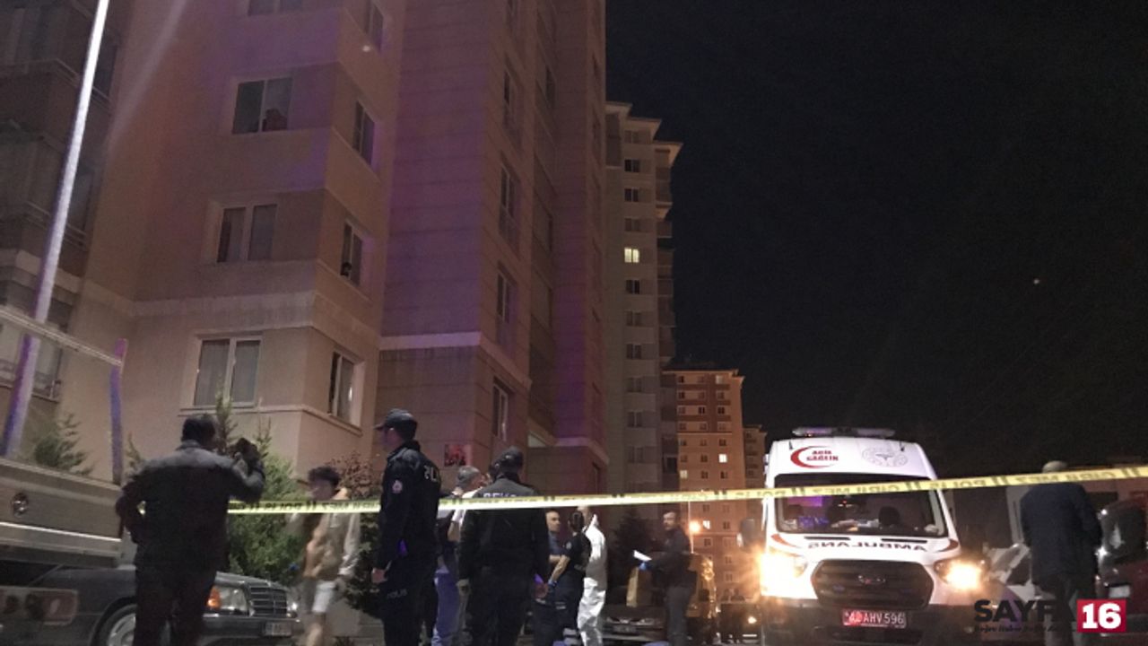 Erkek arkadaşlarına “biz çatıdan atlıyoruz” mesajı atıp intihar ettiler