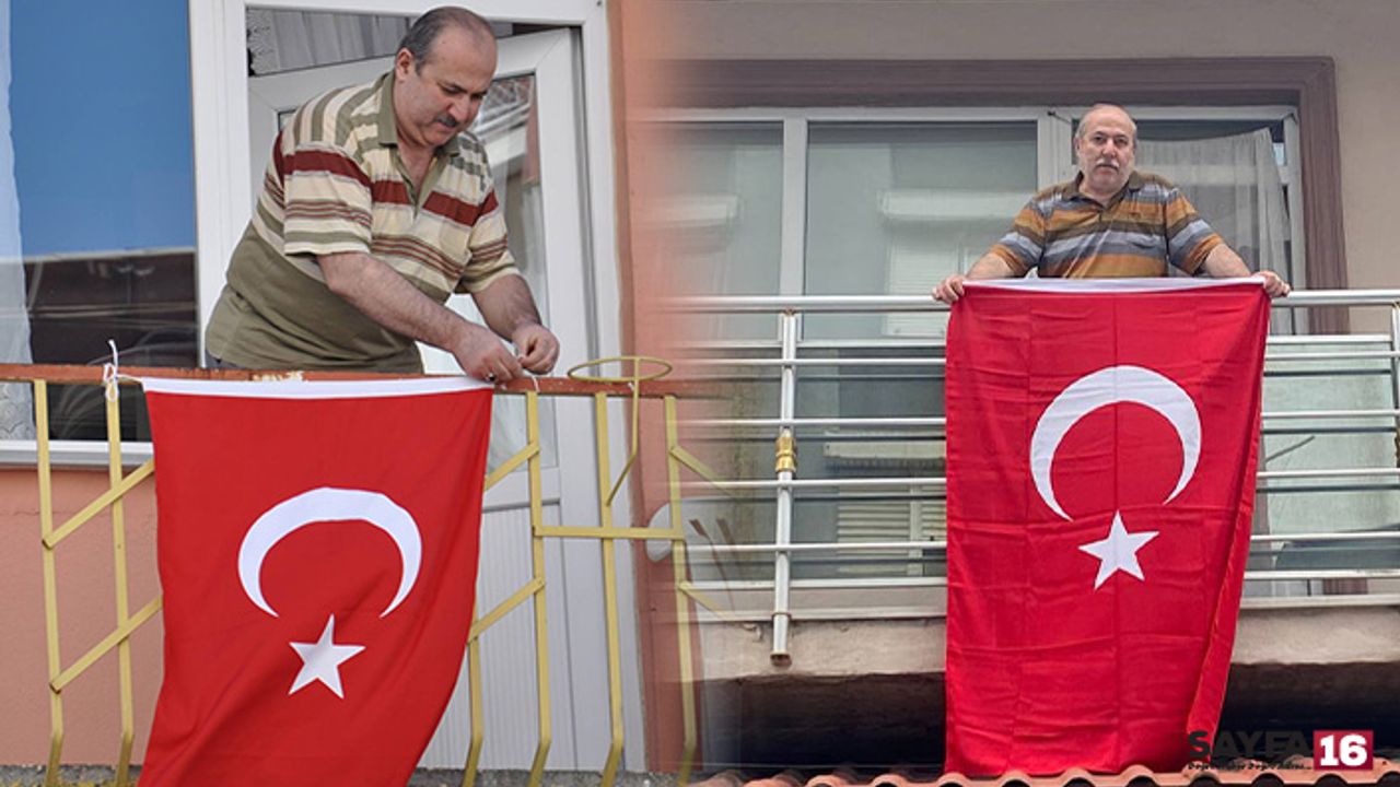 Bayrak Asan Dayı Bu kez 100. Yıl İçin Balkona Çıktı