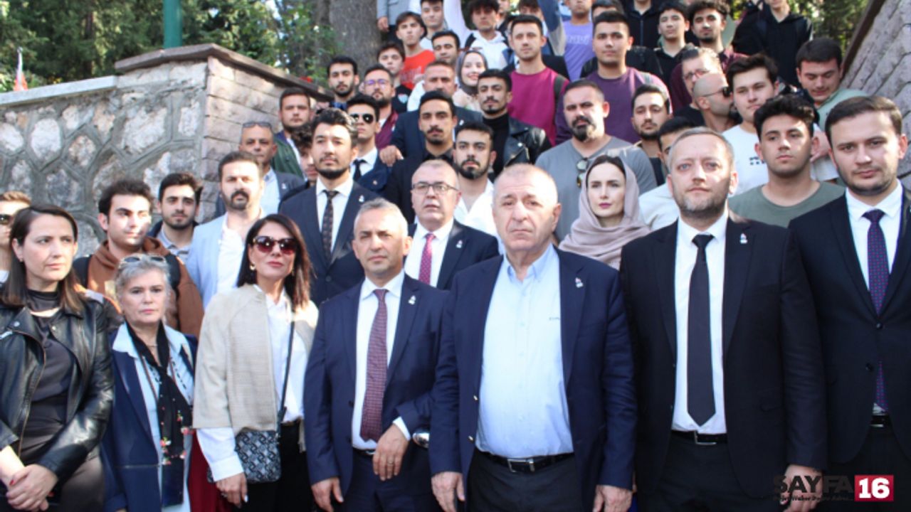 Ümit Özdağ'dan Bursa'da Cumhurbaşkanı Erdoğan'a Cumhuriyet Eleştirisi: Dünya Tarihinde Bir İlk