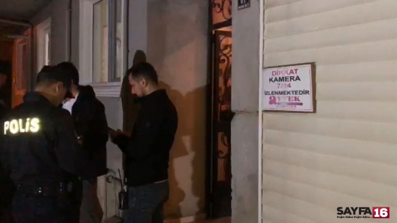 Bursa'da Hırsızlar Ev Sahibi Gelince Kapıyı İçeriden Kilitledi