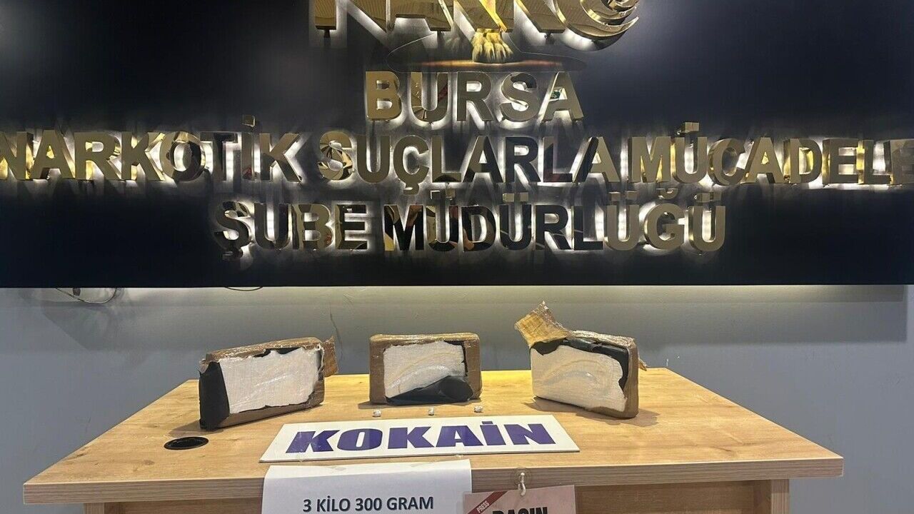 Bursa'da 3 Kilo 300 Gram Kokain Ele Geçirildi