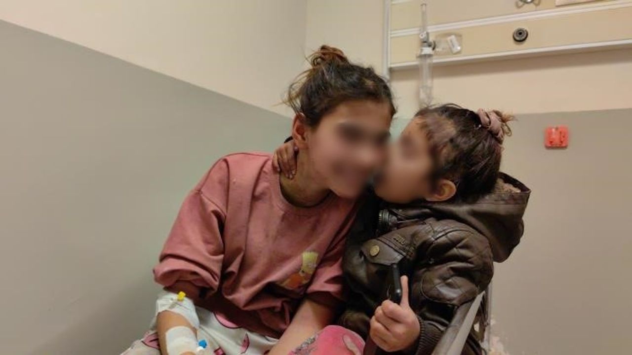Bursa'da 4 Yaşındaki Çocuk 11 Yaşındaki Ablasını Bıçakladı!