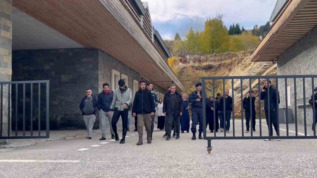 Uludağ'da kaybolan 2 genç, 12 saat sonra bulundu