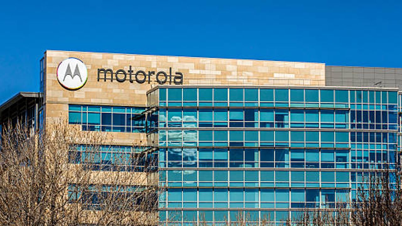 Motorola Türkiye'ye geri dönüyor