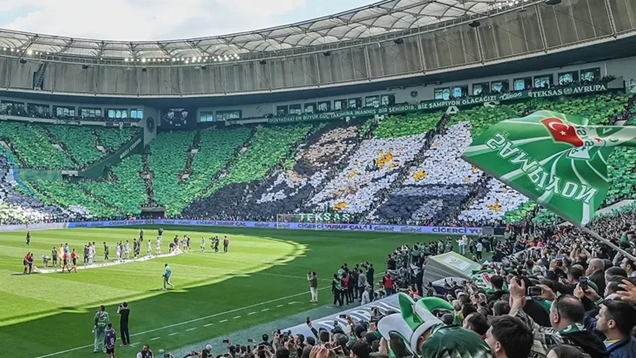 Bu bir rekor!! Bursaspor'da satışa sunulan 39 bin kombine tükendi