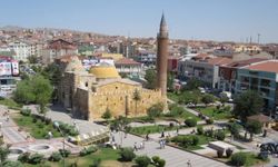 69 yıl önce bugün, Kırşehir'in ilçe yapılıp Nevşehir'e bağlanmasının ilginç hikayesi