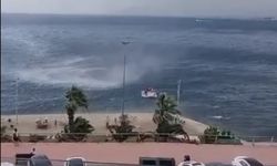 İzmir Dikili'deki hortum, sahildekileri korkuttu