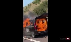 Bursa otobanda alev topuna dönen araç paniği!