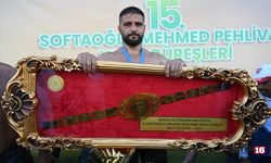 Er meydanında Başpehlivan Serhat Gökmen oldu