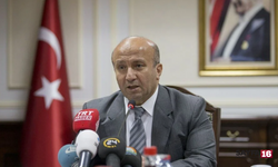 Eski bakan havuzda ölü bulundu