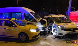 Bursa'da Araçlar Çarpıştı! 3'ü Polis 6 Kişi Yaralandı