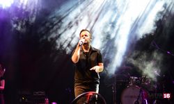 Emre Aydın'ın Bursa konserinde elektrikler kesildi