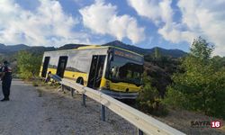 Faciaya kıl payı! Bursa belediye otobüsü uçurumun kenarında durabildi
