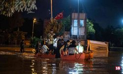İstanbul'da sel felaketi! 2 ölü var
