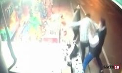 Bursa'da Bıçaklı Saldırganı Gençler Etkisiz Hale Getirdi!