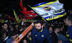 Fenerbahçe ve Galatasaray kafilesi İstanbul'a indi