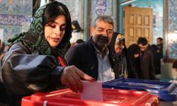 İran'da En Düşük Katılımlı Seçim Tarihe Geçti!