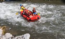 Bursa'da Dağcıların Nefes Kesen Rafting Heyecanı!