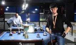 19 yaşındaki Seymen Özbaş dünya bilardo şampiyonu!!