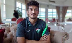 Furkan Emre Ünver Bursaspor formasını 100. kez giydi