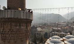 Ulu Cami'ye Ramazan mahyası asıldı