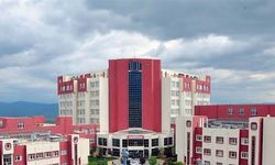 Gözaltına alınan profesör ve sekreteri serbest bırakıldı