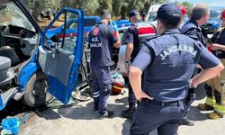 İznik'te otomobil jandarma ekibiyle çarpıştı: 1 ölü 2 yaralı