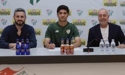 Bursaspor’da Ensar Duman profesyonel oldu