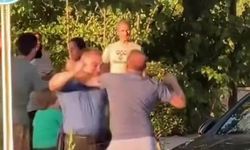 Denizli'de polisle vatandaş trafikte kavga etti